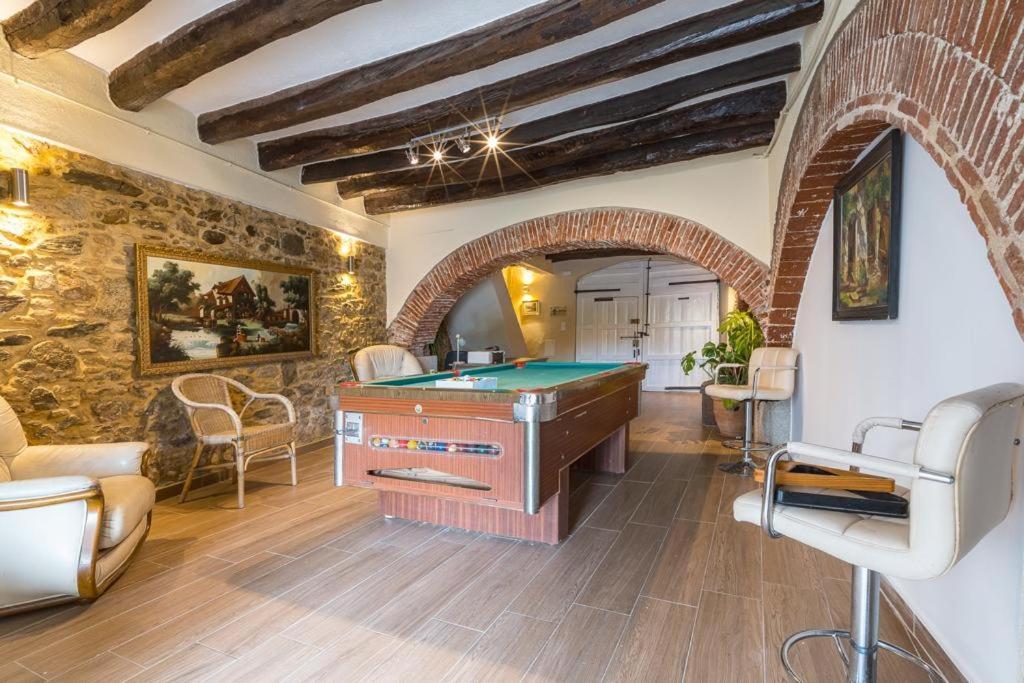 Newly Renovated Large Villa With Garden Castello  D'Empuries Eksteriør bilde