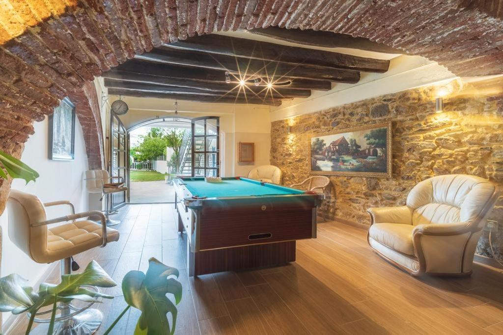 Newly Renovated Large Villa With Garden Castello  D'Empuries Eksteriør bilde